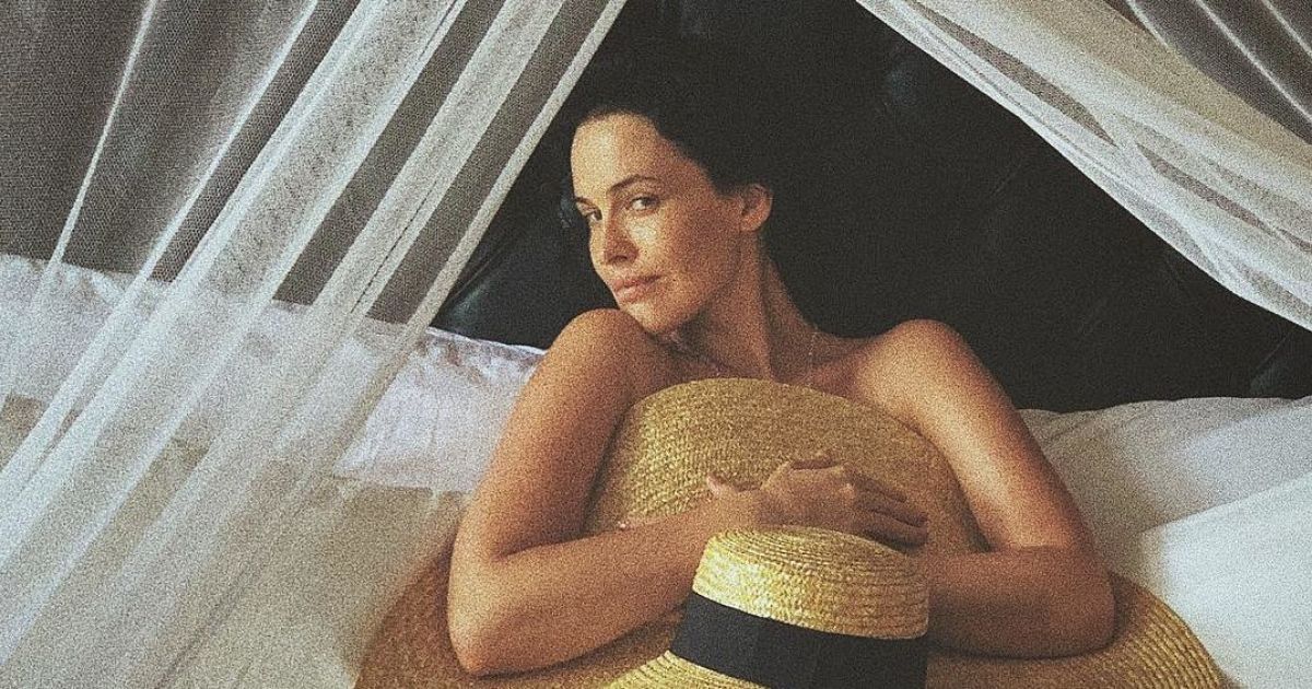 Полякова, Каменских и Астафьева: звезды, которые оголяли свои попы