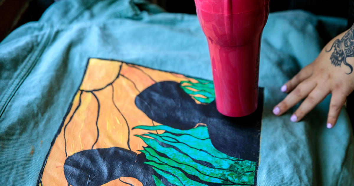 Як висушити одяг за п'ять хвилин без фена