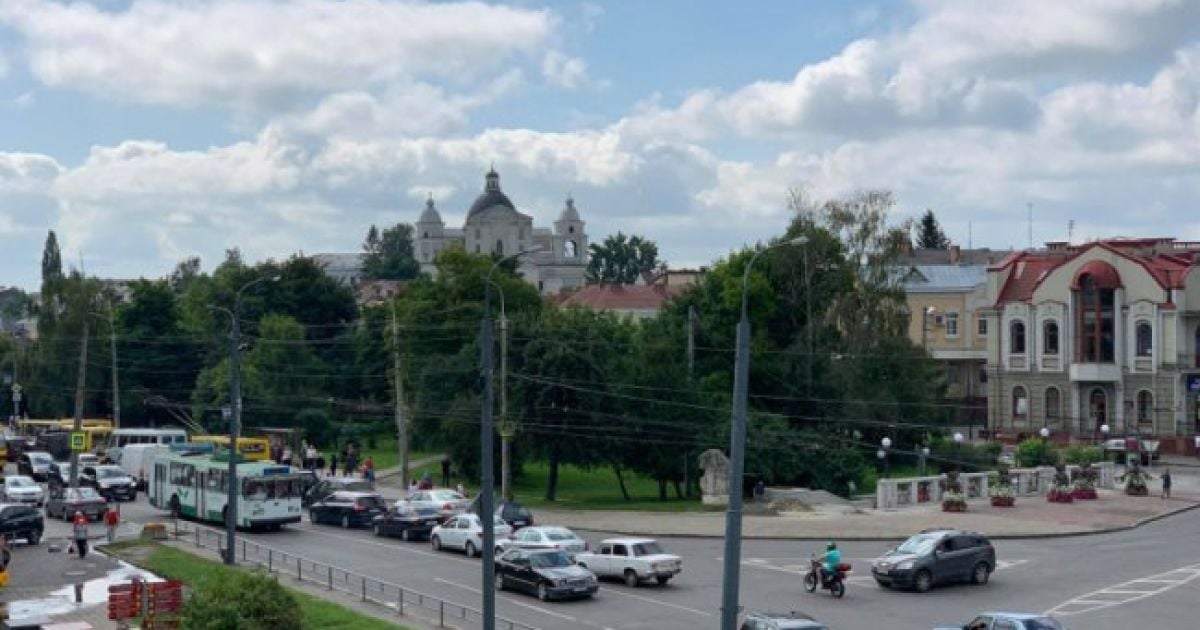 Захоплення автобуса з заручниками у Луцьку: місто паралізували затори