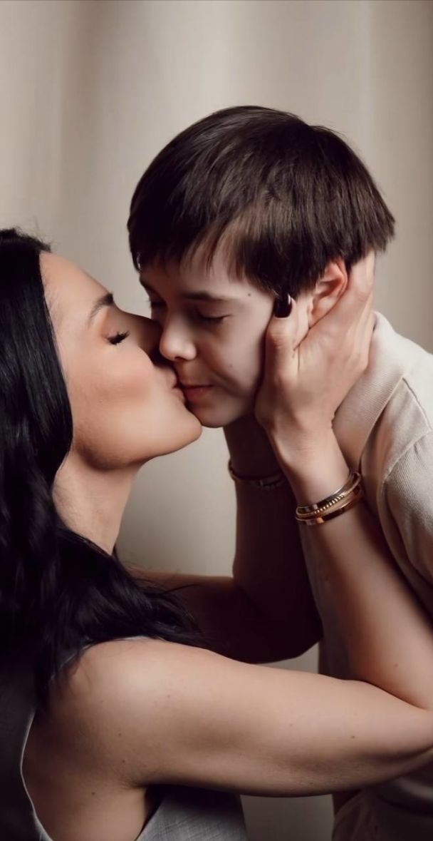 Зірки привітали з Днем захисту дітей / ©