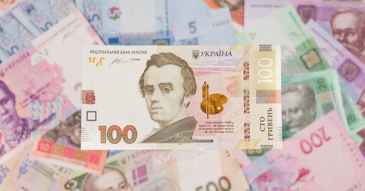 В Ровенской области не выпустили за границу мужчину, который задолжал алиментов на более чем 180 тысяч гривен