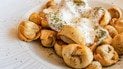 Жареные пельмени с сыром