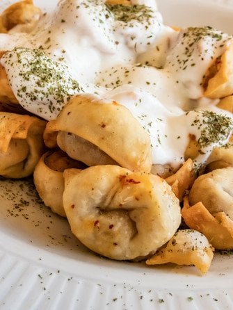 Жареные пельмени с сыром