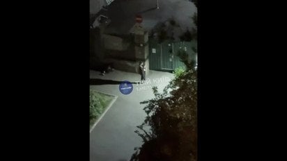 У Києві дівчина вже 5 днів ночує просто неба під ТЦК – соцмережі