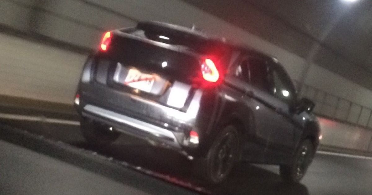 В Сети "засветился" Mitsubishi ASX нового поколения без камуфляжа