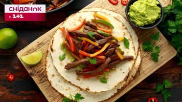 Фахіта на Масницю! Соковите м'ясо з овочами в українських млинцях!