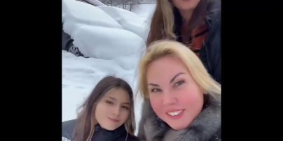 Камалия в Альпах восхитила кадрами с дочерьми от экс-мужа