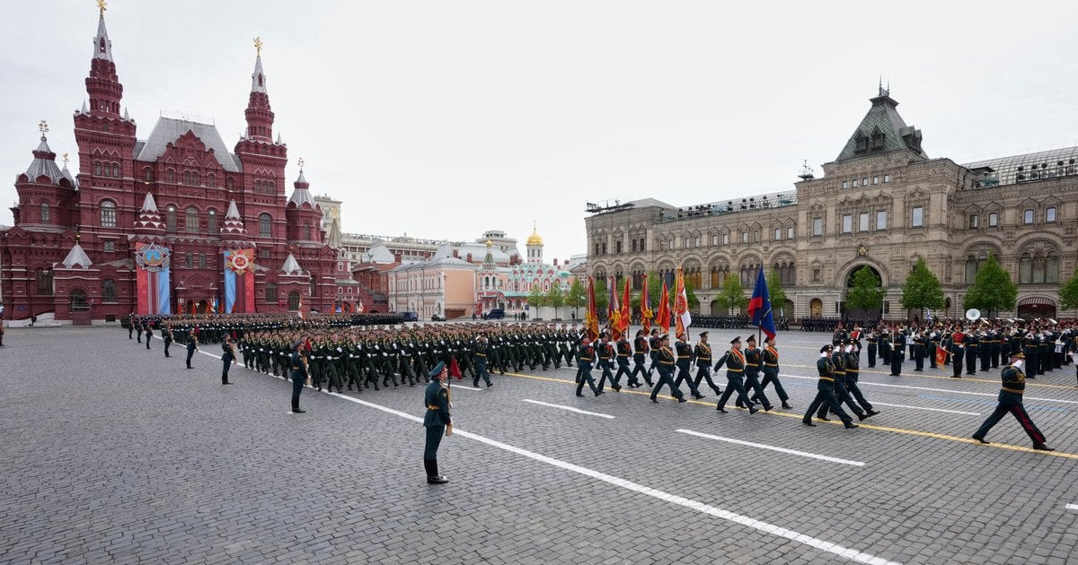 Парад в Росії