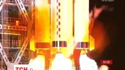 Китай провел успешный запуск космического аппарата на орбитальную станцию "Тяньгун-2"