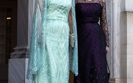 Красуні у вечірніх сукнях: королева Маргрете ІІ привітала сестру принцесу Бенедикту з 75-річчям