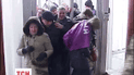 Активісти "фінансового майдану" увірвалися в будівлю Ради і заблокували вхід