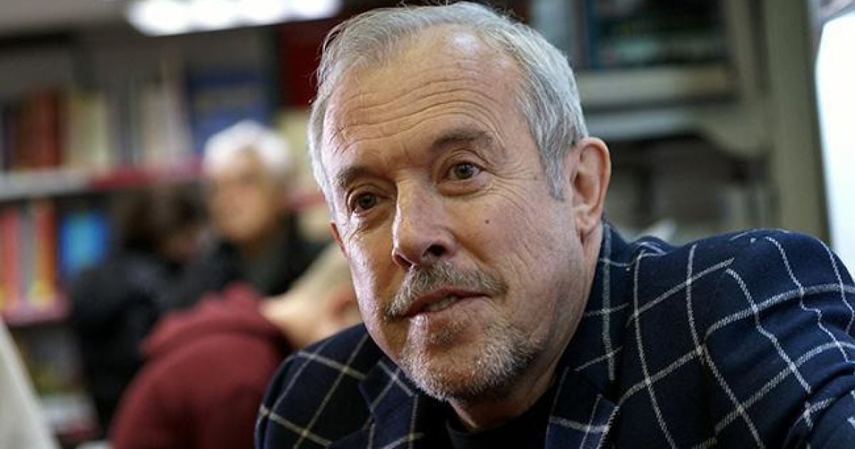 Макаревич заявил, что России следовало "купить" Крым у Украины