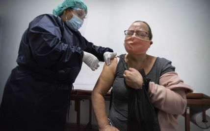 Вакцинация в Украине: более 104 тысяч человек получили прививки