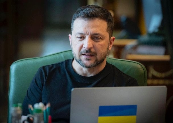 Зеленский анонсировал решение о перехватчиках "Шахедов" и других дронов
