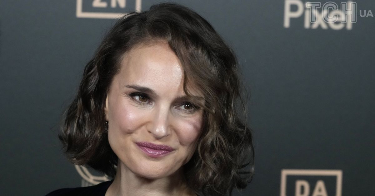 Natalie Portman shone in a black dress from Christian Dior