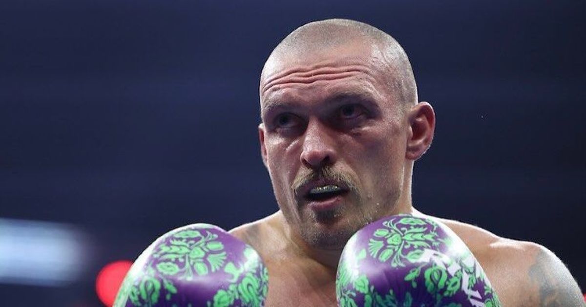 Олександр Усик / Фото: @queensberrypromotions / @leighdawneysportpix