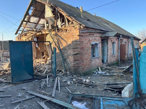 Наслідки обстрілу Нікопольщини. / © Сергій Лисак, голова Дніпропетровської ОВА.