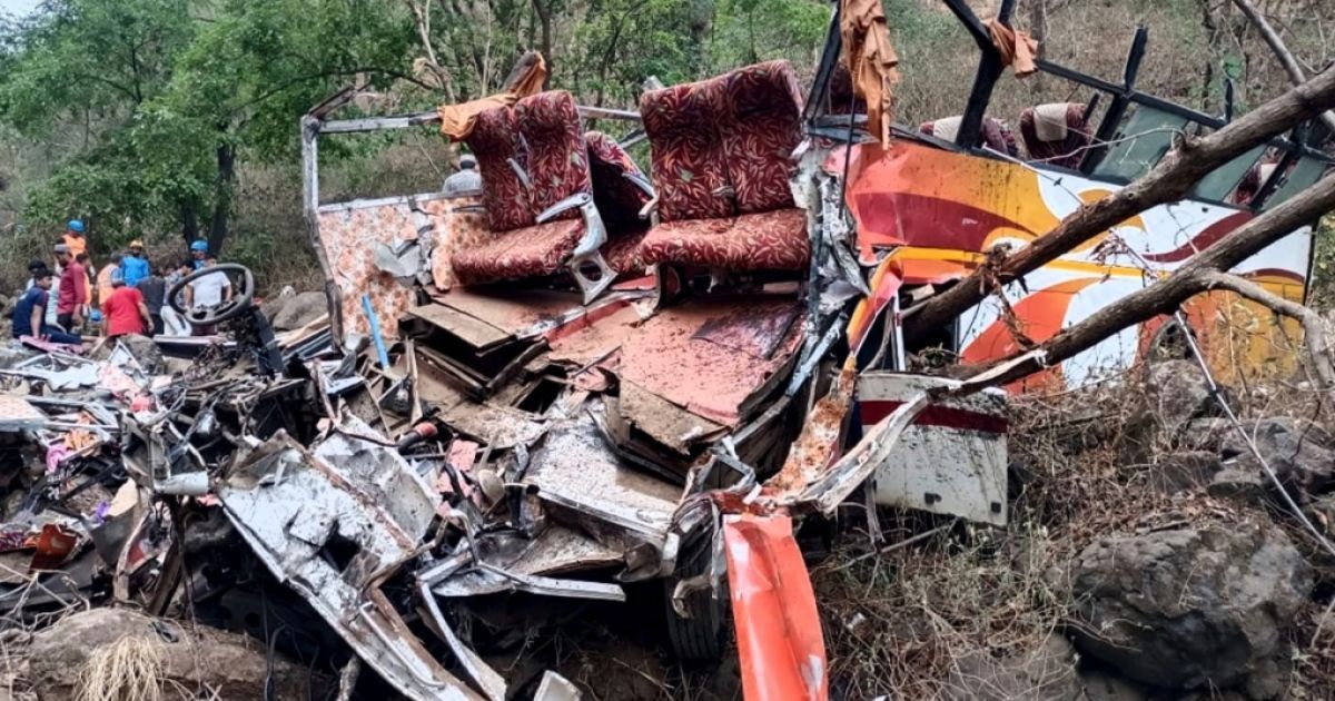 В Індії 13 людей загинуло в результаті аварії автобуса з музикантами