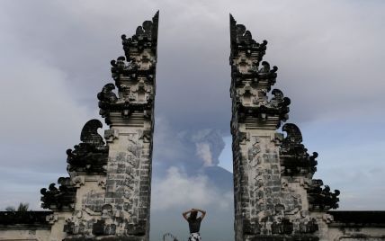Никакого бюджетного отдыха: на Бали хотят пускать только богатых туристов