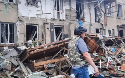 Оккупанты ночью ударили ракетами по Харькову: повреждены учебные заведения