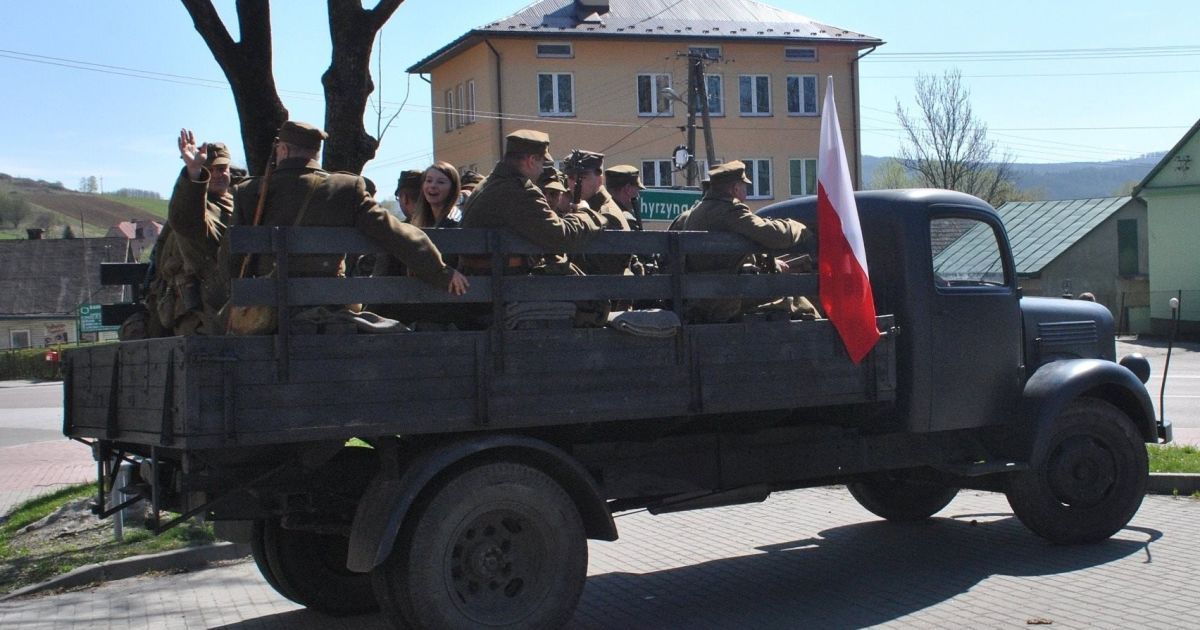 Поблизу Перемишля відбувся «рейд пам’яті полеглих у боях із бандами УПА»_9 / © facebook.com/krzywcza