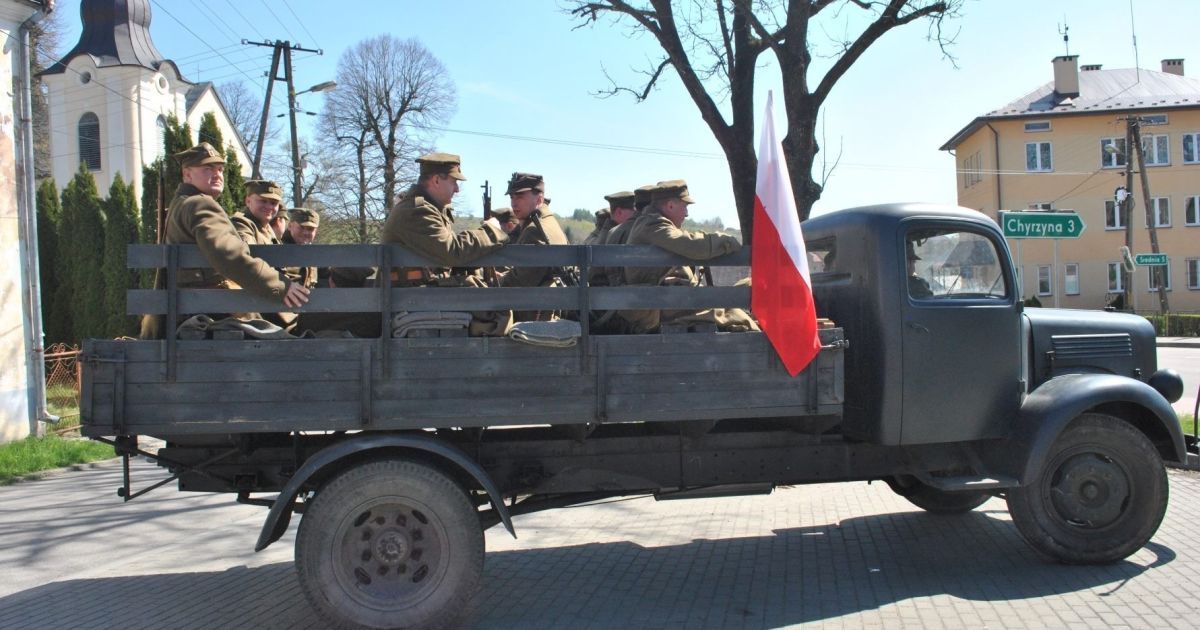 Поблизу Перемишля відбувся «рейд пам’яті полеглих у боях із бандами УПА»_11 / © facebook.com/krzywcza