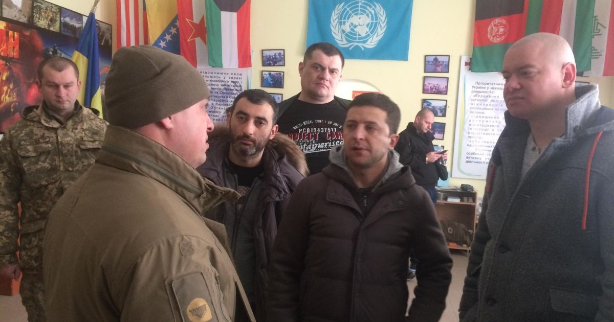 "Квартал 95" з військовими_2 / © facebook.com/kontrabas.spectrans
