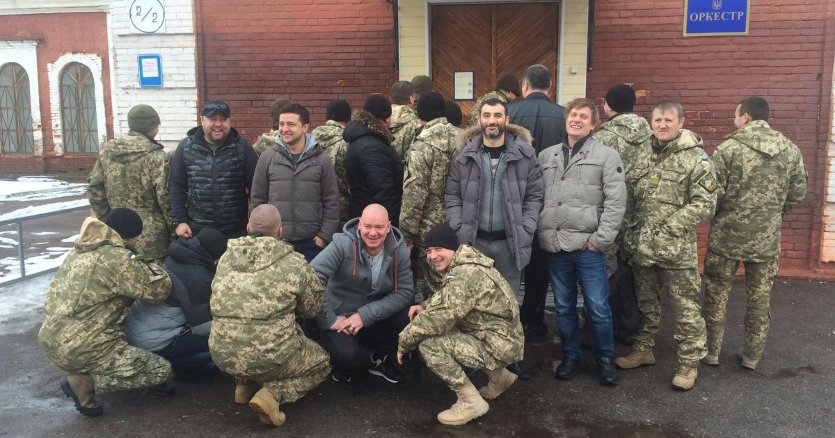 "Квартал 95" з військовими_8 / © facebook.com/kontrabas.spectrans