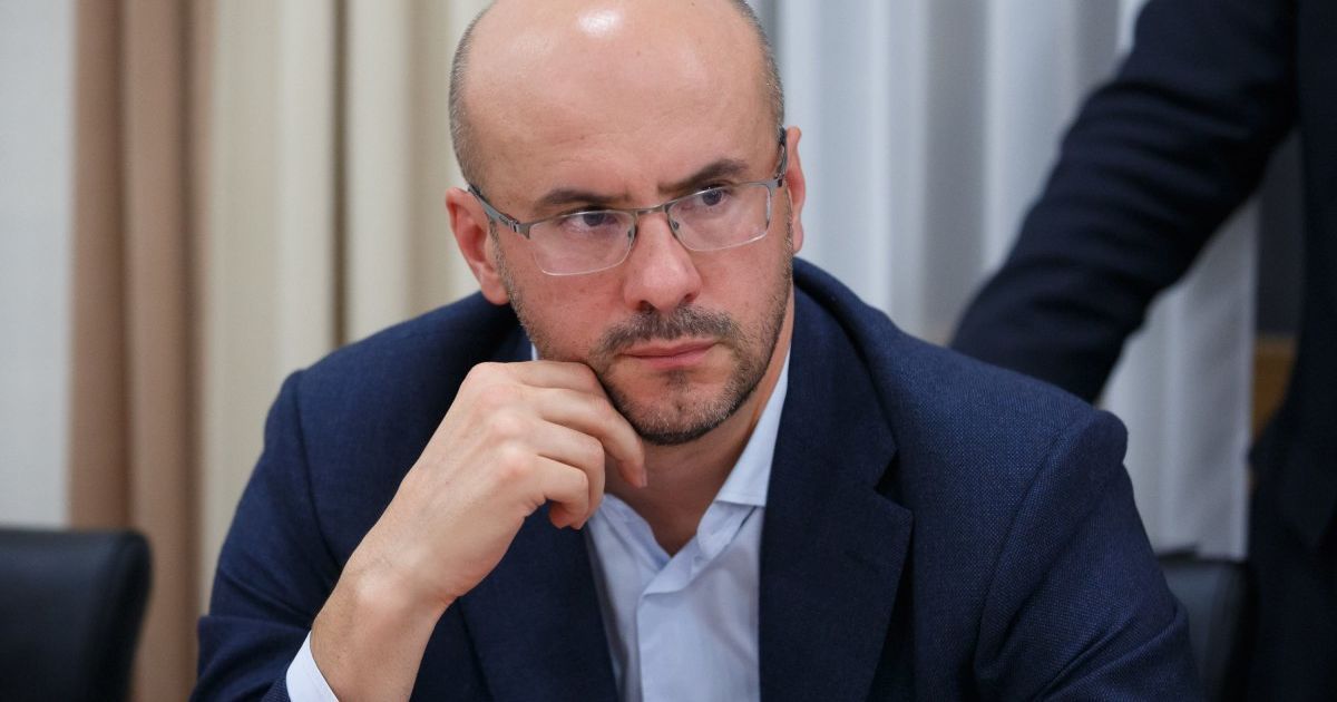 Вместо 8 тыс. от Зеленского ФЛП получили на Майдане слезоточивый газ, дубинки и светошумовые гранаты, — нардеп