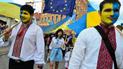 На польском заводе рабочих-украинцев заставляют носить сине-желтую униформу