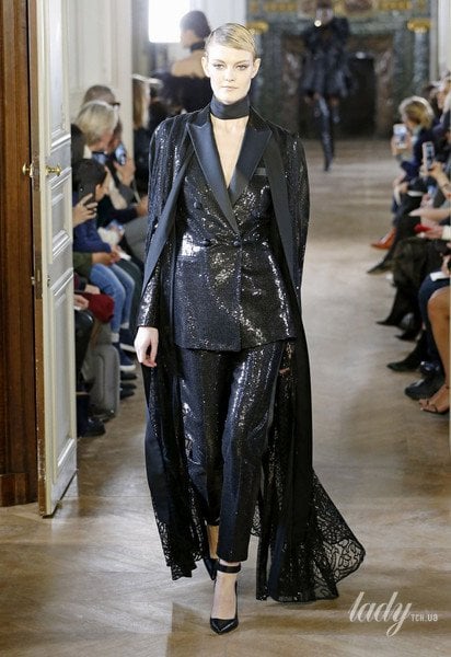 Коллекция Elie Saab прет-а-порте сезона осень-зима 2019-2020 / © East News