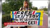 "Освободите украинских политзаключенных" - в Чикаго и Москве прошли акции протеста