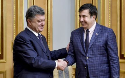 В АП подтвердили, что Порошенко лишил Саакашвили украинского гражданства