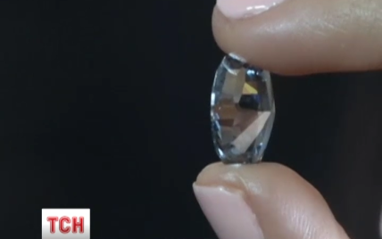 Уникальный овальный бриллиант выставили на продажу за рекордные деньги