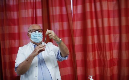 Болгарські лікарі виявили побічні ефекти від вакцини Pfizer
