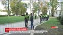 Доступ к зданию парламента перекрыли на квартал вокруг