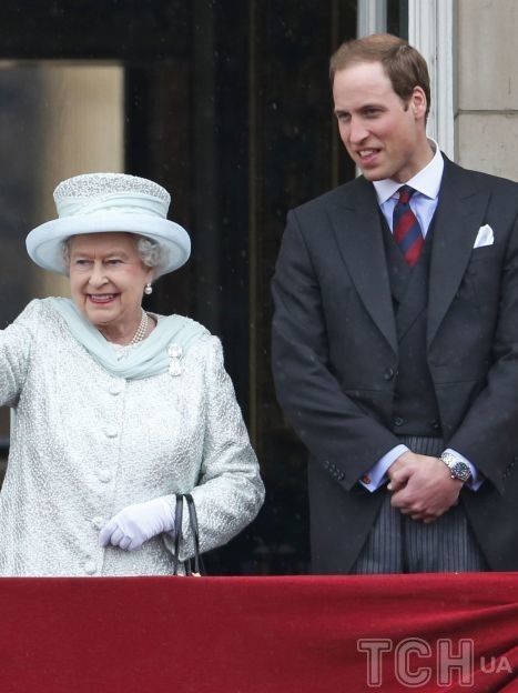 Принц Чарльз, королева Елизавета II и принц Уильям / © Associated Press