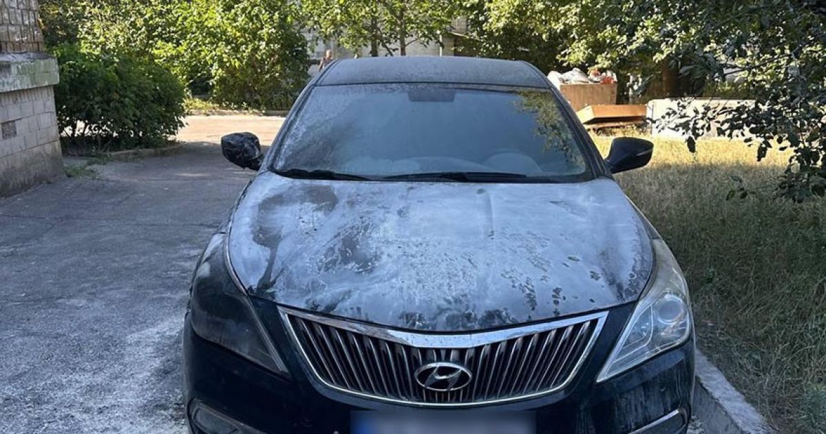 У Києві спалили автівку громадської активістки. ФОТО: ГУНП у місті Київ