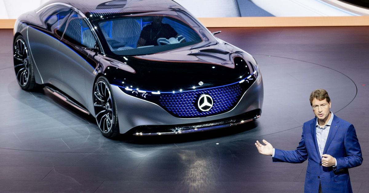 Mercedes-Benz випустить серійний електрокар із запасом ходу в 700 км: подробиці та фото