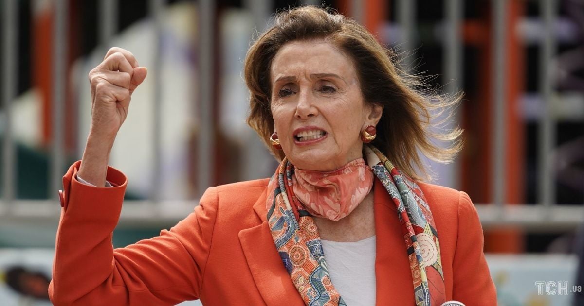 Нэнси Пелоси