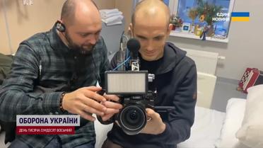 Зібров заспівав разом із пораненим відеографом "Reuters": щемливі кадри з лікарні 