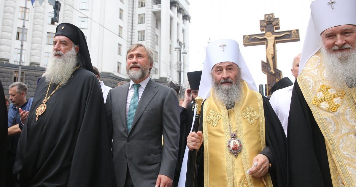 Во время крестного хода задержали членов "Братства"