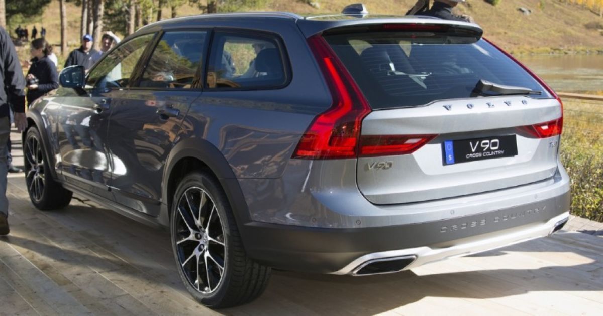 Volvo V90 Cross Country