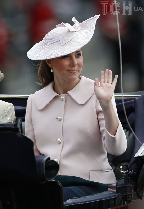 Принцесса Кейт на Trooping the Color, 2013 / © Associated Press