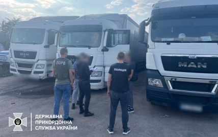 Тікали як водії вантажівок: на Одещині ліквідували канал переправлення ухилянтів за кордон (фото)