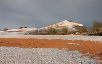 Пустелю Сахару знову вкрив сніг