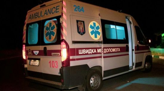 У Тернополі невідомі в парку напали і побили 17-річну дівчину, її госпіталізували