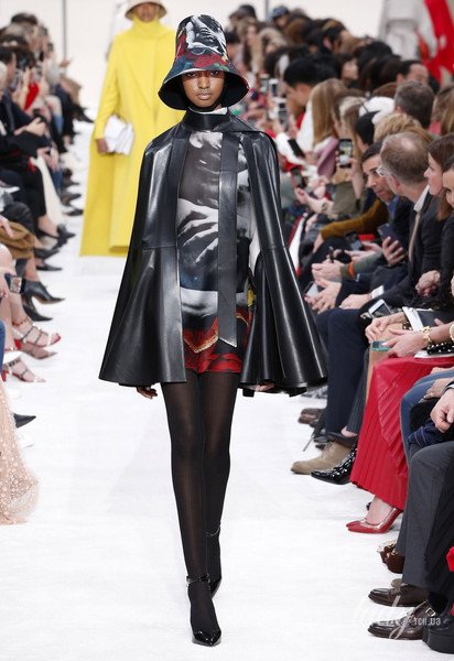 Коллекция Valentino прет-а-порте сезона осень-зима 2019-2020 / © East News