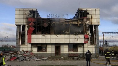 Рознесли будівлю вокзалу у Фастові вщент! Масована атака росіян по Україні!