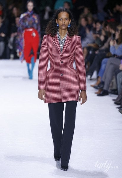 Колекція Balenciaga прет-а-порте сезону осінь-зима 2018-2019 / © East News